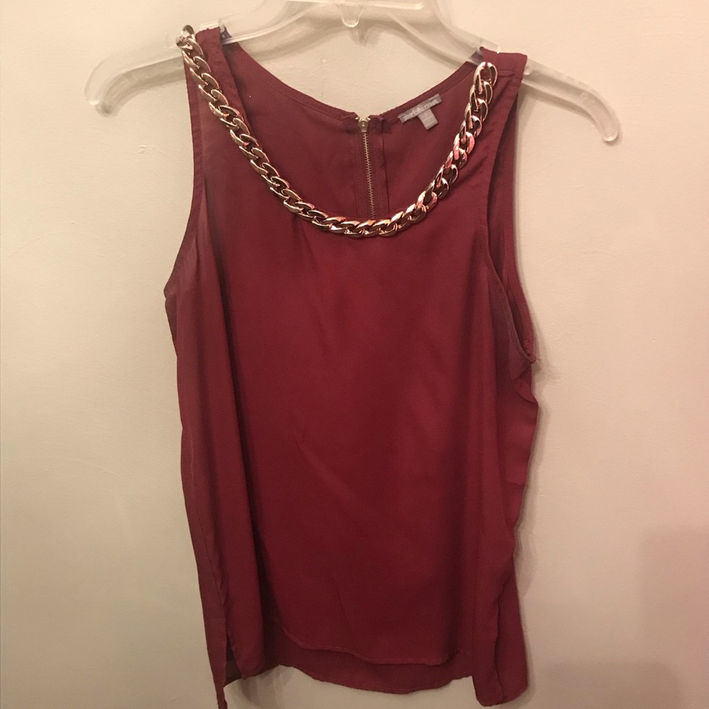 Tank top with chain neckline detail